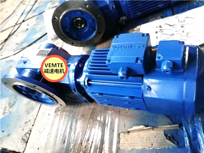 調速（sù）電機