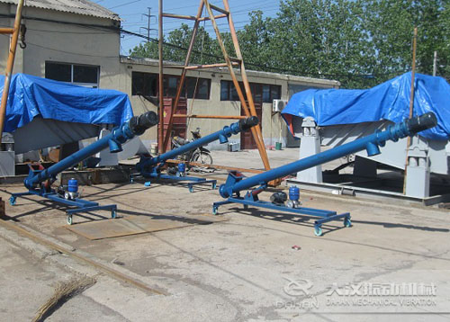 移(yí)動式螺旋輸送機